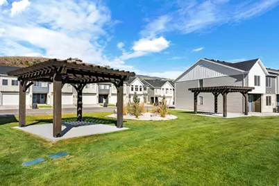 568 Blue Lake St #28, Garden City, UT 84028 - Photo 8