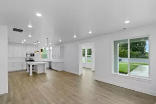 186 W 3175 S, Nibley, UT 84321 - Photo 8