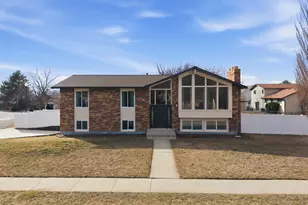 9828 S Pinehurst Dr, Sandy, UT 84092 - Photo 36