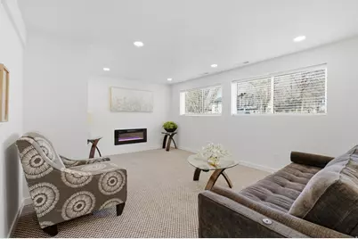 9828 S Pinehurst Dr, Sandy, UT 84092 - Photo 28