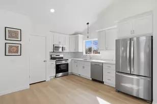 9828 S Pinehurst Dr, Sandy, UT 84092 - Photo 10