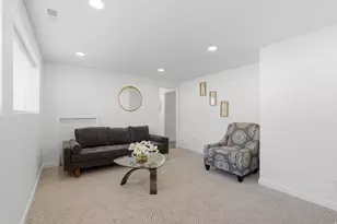 9828 S Pinehurst Dr, Sandy, UT 84092 - Photo 30