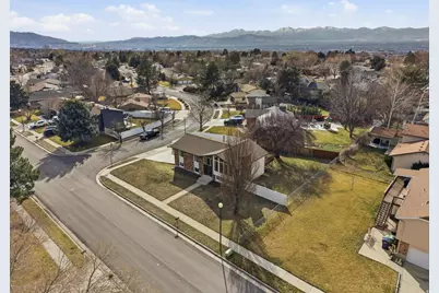 9828 S Pinehurst Dr, Sandy, UT 84092 - Photo 40