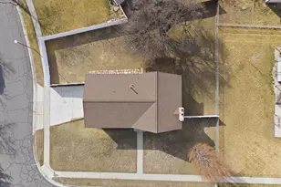 9828 S Pinehurst Dr, Sandy, UT 84092 - Photo 44