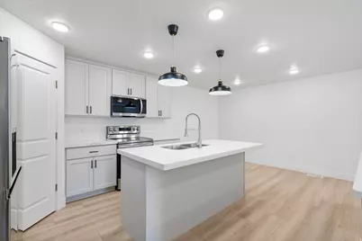 1636 N 160 E, Orem, UT 84057 - Photo 16