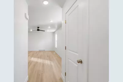 1636 N 160 E, Orem, UT 84057 - Photo 8