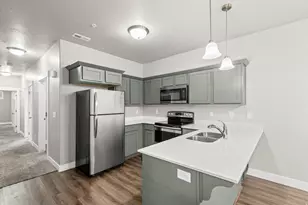 1776 W Newcastle Ln, Saratoga Springs, UT 84045 - Photo 2