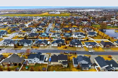 1354 W 725 S, Layton, UT 84041 - Photo 64