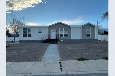 245 N 100 W, Huntington, UT 84528 - Photo 1