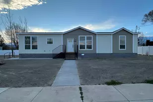 245 N 100 W, Huntington, UT 84528 - Photo 1
