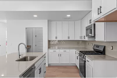 1944 S 2425 W, West Haven, UT 84401 - Photo 14