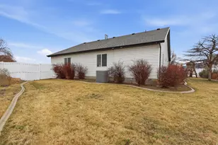 3272 S Sharal Circle, West Valley, UT 84128 - Photo 18