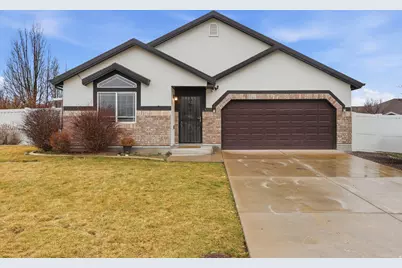 3272 S Sharal Cir, West Valley, UT 84128 - Photo 1