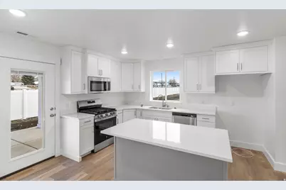 569 N 550 W, Smithfield, UT 84335 - Photo 4