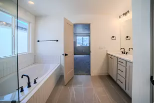 10929 S Little Sahara, South Jordan, UT 84009 - Photo 22