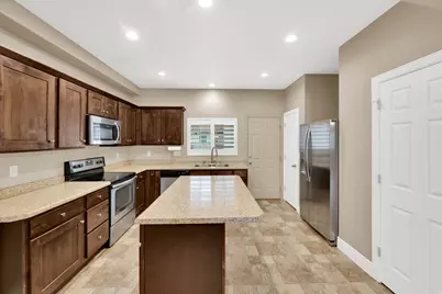 36 E Opequon Rd, Sandy, UT 84070 - Photo 16