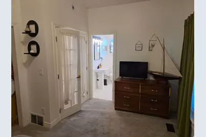 333 N 200 W, Salt Lake City, UT 84103 - Photo 14