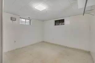 158 W 2200 N, Sunset, UT 84015 - Photo 18