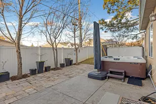 687 E Orchard Vista Ct S, Midvale, UT 84047 - Photo 24