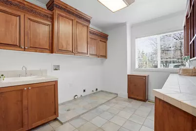 10868 S Prescott Dr E, Sandy, UT 84092 - Photo 38