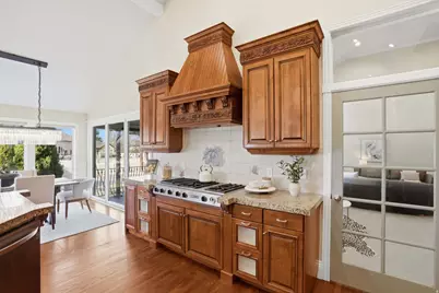 10868 S Prescott Dr E, Sandy, UT 84092 - Photo 16