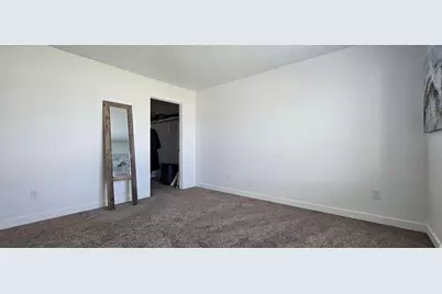 1052 E Regatta Ln, Saratoga Springs, UT 84045 - Photo 12