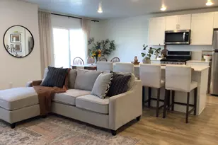 1052 E Regatta Ln, Saratoga Springs, UT 84045 - Photo 2