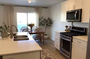 1052 E Regatta Ln, Saratoga Springs, UT 84045 - Photo 10