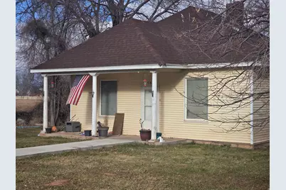 1598 N North State St, Sigurd, UT 84657 - Photo 2