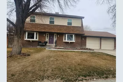 835 Essex Cir, Price, UT 84501 - Photo 1