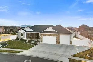 1302 S 4350 W, Syracuse, UT 84075 - Photo 2