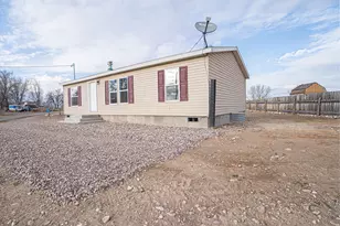 5065 S 3150 E, Vernal, UT 84078 - Photo 2