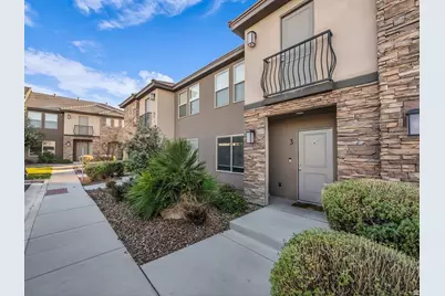 3239 S 840 E #3, Saint George, UT 84790 - Photo 2