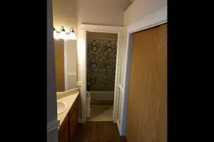 505 N Bright Ct W, Salt Lake City, UT 84116 - Photo 8