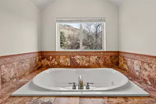 2765 E Blue Spruce Dr, Holladay, UT 84117 - Photo 46