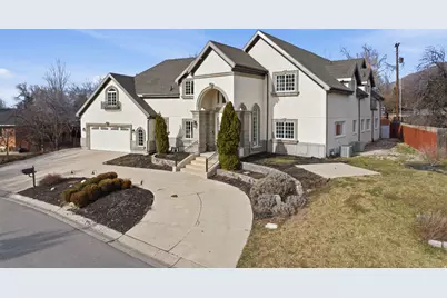 2765 E Blue Spruce Dr, Holladay, UT 84117 - Photo 4