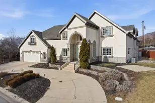 2765 E Blue Spruce Dr, Holladay, UT 84117 - Photo 4