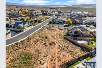 4294 W Lyle St, Hurricane, UT 84737 - Photo 6
