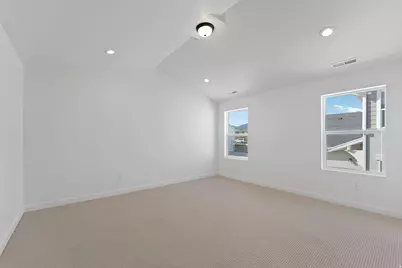 7624 S Clipper Hill Rd W #302, West Jordan, UT 84081 - Photo 16