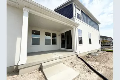 7624 S Clipper Hill Rd W #302, West Jordan, UT 84081 - Photo 2