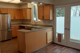 775 E Gables Ln, Midvale, UT 84047 - Photo 6