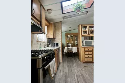 204 E Biltmore Ave, Murray, UT 84107 - Photo 2