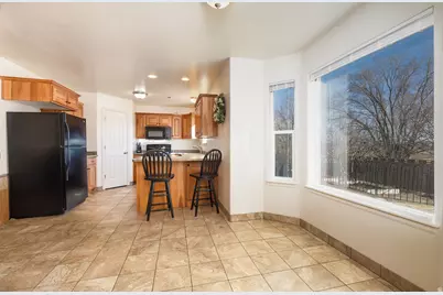 2856 N Clark Pkwy, Cedar City, UT 84721 - Photo 8