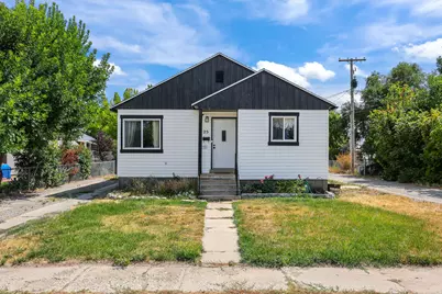 25 W 400 S, Tremonton, UT 84337 - Photo 2