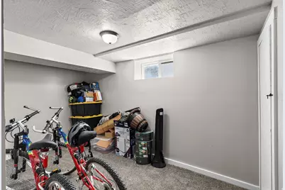 25 W 400 S, Tremonton, UT 84337 - Photo 18