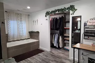 2147 E Shadow Dr, Eagle Mountain, UT 84005 - Photo 10