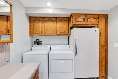 692 Juniper St, Pleasant Grove, UT 84062 - Photo 26