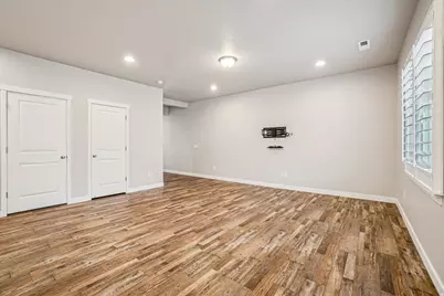 807 N Wellington Ct, North Salt Lake, UT 84054 - Photo 8