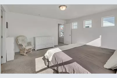 9270 N Scenic Mountain Dr, Eagle Mountain, UT 84005 - Photo 12