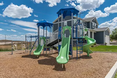 9270 N Scenic Mountain Dr, Eagle Mountain, UT 84005 - Photo 34